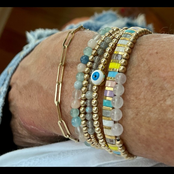 Handmade 14k gold filled bead+ morganite stretch paw print bracelet - Picture 4 of 8